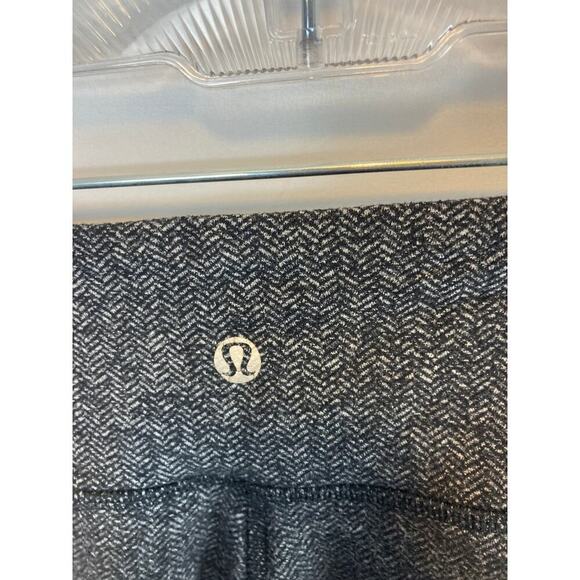Lululemon Wunder Under High Rise Legging Chevron Print Cropped Size 2 - Picture 7 of 10